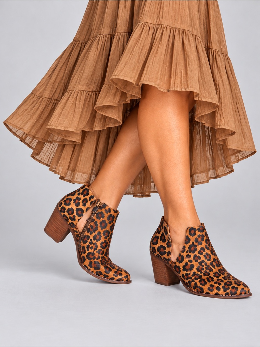 Ladies Anthropologie Silent D Leopard Print Cutout Ankle Booties